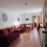 Bauernhofurlaub Sinnhubgut Çiftlik konaklama *